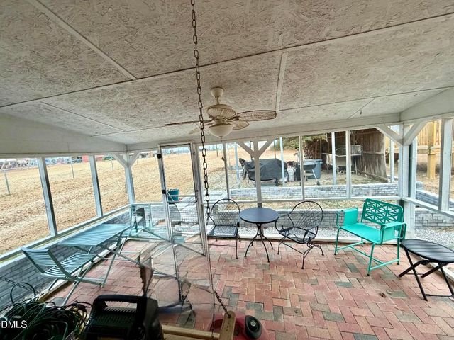 474 Old Stage Road N, Coats, NC 27521