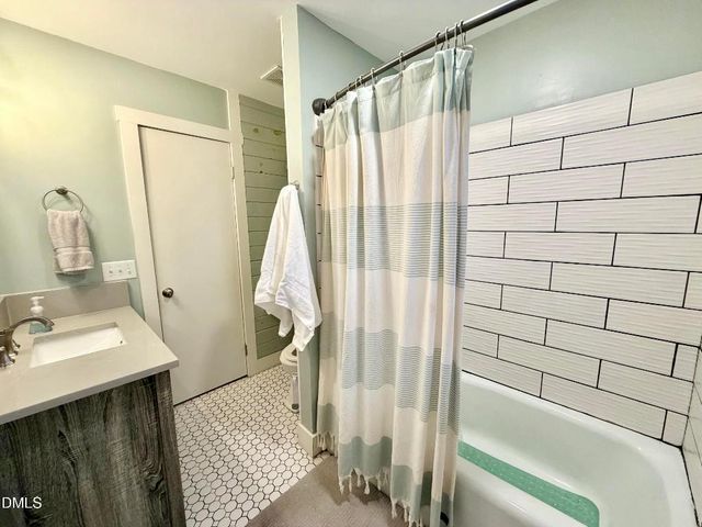 474 Old Stage Road N, Coats, NC 27521