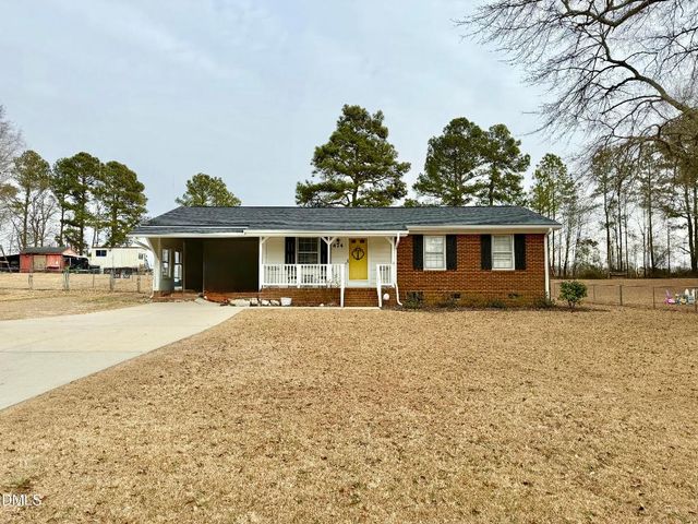 474 Old Stage Road N, Coats, NC 27521