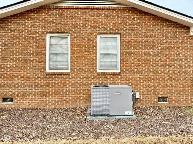 474 Old Stage Road N, Coats, NC 27521