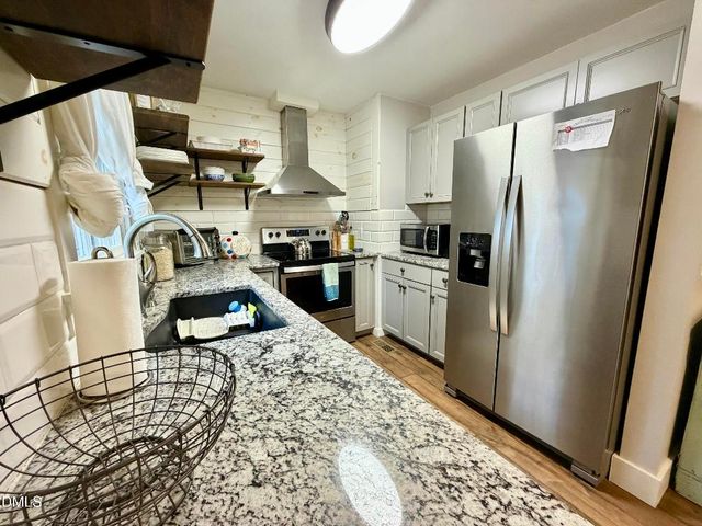 474 Old Stage Road N, Coats, NC 27521