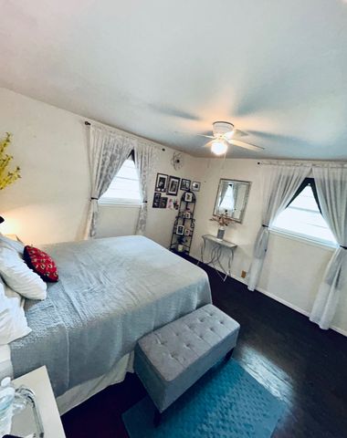 307 E 5th Street, Kaufman, TX 75142