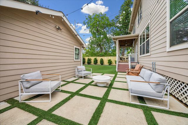 2318 Althea Drive, Houston, TX 77018