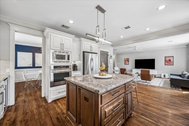 2318 Althea Drive, Houston, TX 77018