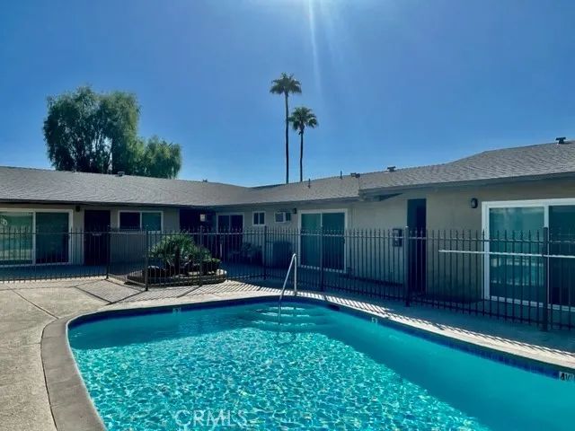 45313 Sunset Lane 2, Palm Desert, CA 92260