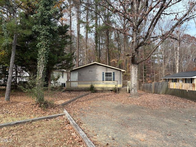 2936 Carolyn Drive, Durham, NC 27703