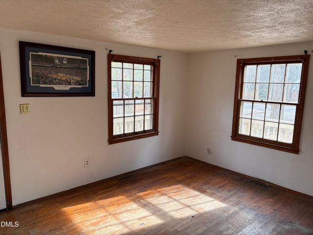 2936 Carolyn Drive, Durham, NC 27703