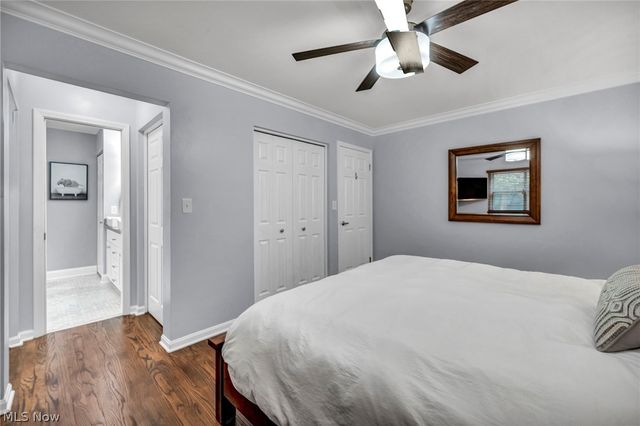 6827 Cranbrook Drive, Brecksville, OH 44141
