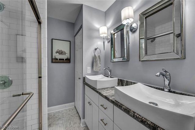 6827 Cranbrook Drive, Brecksville, OH 44141