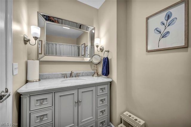 6827 Cranbrook Drive, Brecksville, OH 44141