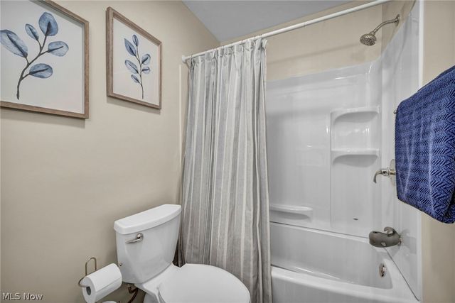 6827 Cranbrook Drive, Brecksville, OH 44141