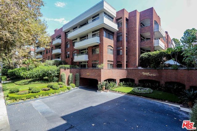200 N Swall Drive 462, Beverly Hills, CA 90211