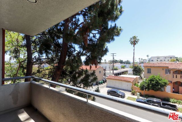 200 N Swall Drive 462, Beverly Hills, CA 90211