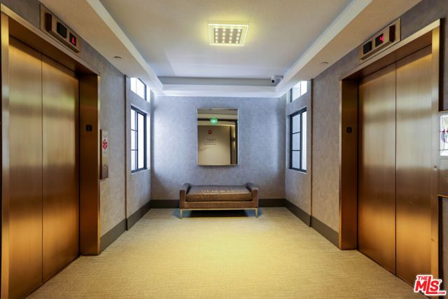 200 N Swall Drive 462, Beverly Hills, CA 90211