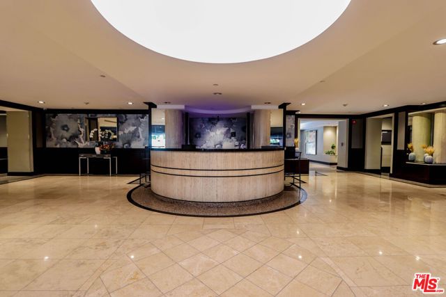200 N Swall Drive 462, Beverly Hills, CA 90211
