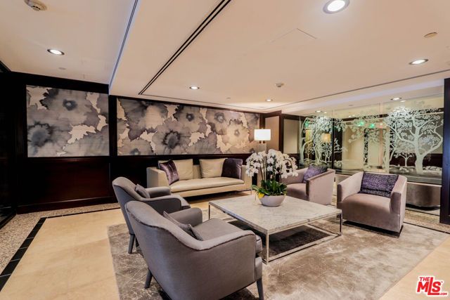200 N Swall Drive 462, Beverly Hills, CA 90211