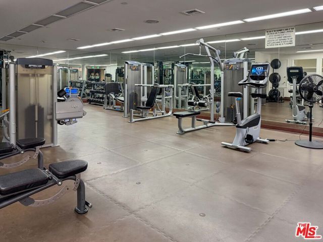 200 N Swall Drive 462, Beverly Hills, CA 90211