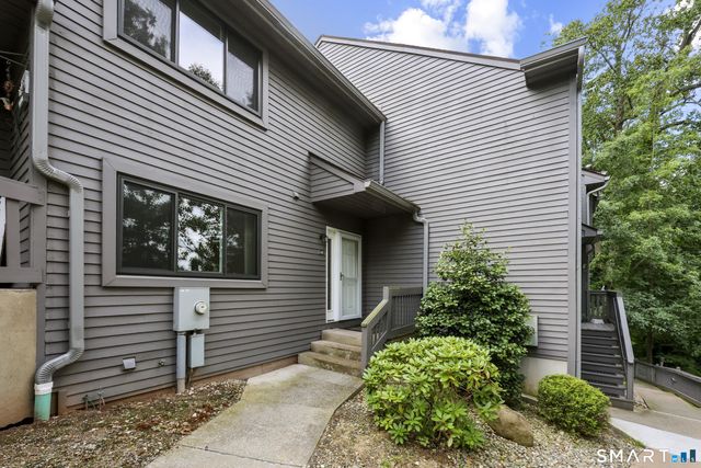 148 Conestoga Way 148, Glastonbury, CT 06033