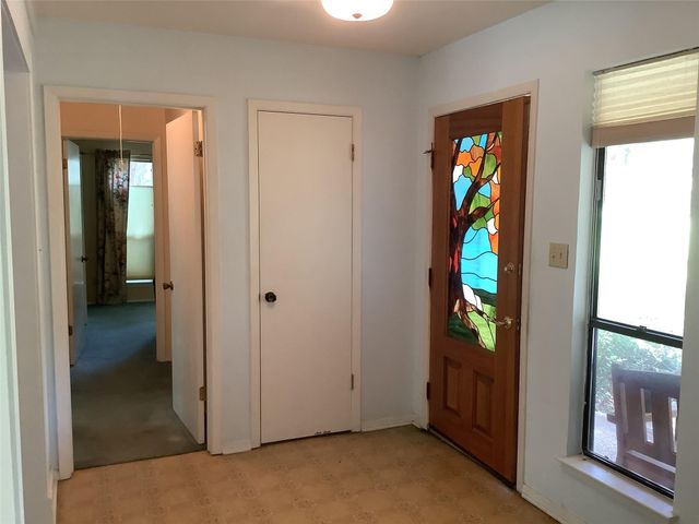 25 Shady Grove LN, Wimberley, TX 78676
