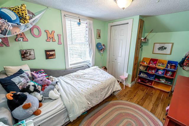 1936 Lake Shore Road, Manchester, NH 03109