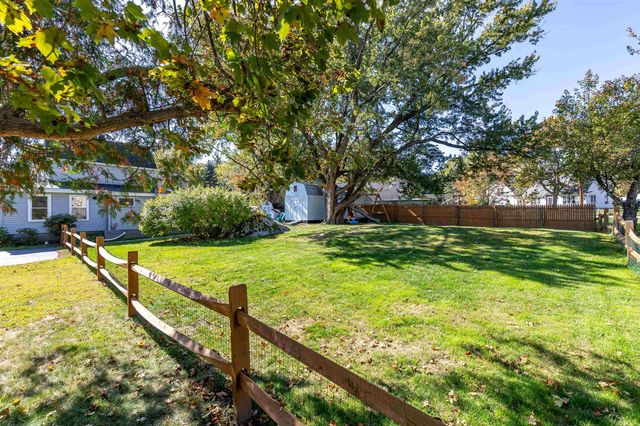 1936 Lake Shore Road, Manchester, NH 03109
