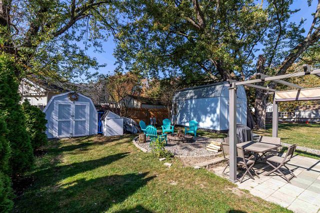 1936 Lake Shore Road, Manchester, NH 03109