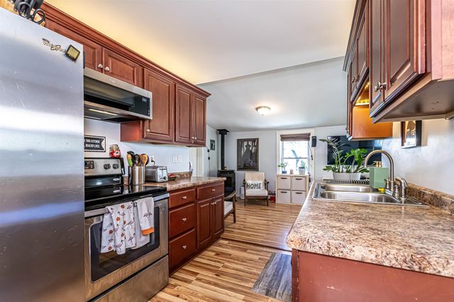 1936 Lake Shore Road, Manchester, NH 03109