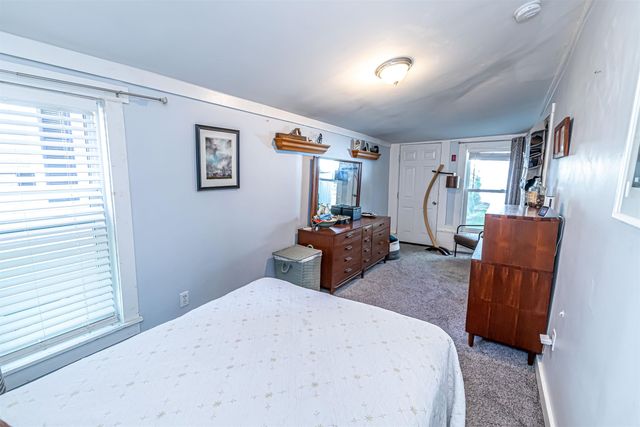 1936 Lake Shore Road, Manchester, NH 03109