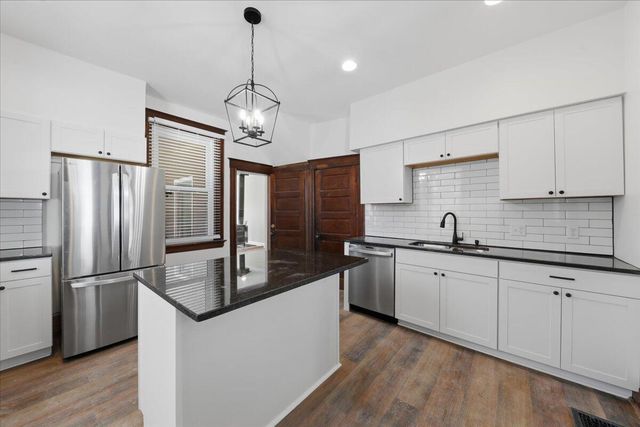 1447 North Fort Thomas, Fort Thomas, KY 41075