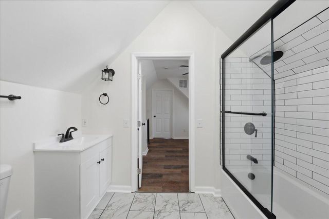 1447 North Fort Thomas, Fort Thomas, KY 41075