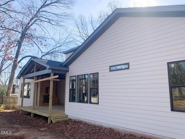 1105 Kingwood Drive, Raleigh, NC 27609