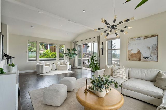 11 Edgehill Way, San Rafael, CA 94903