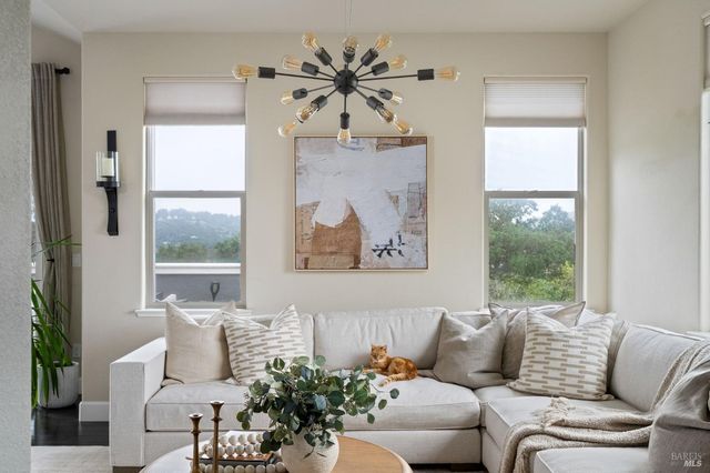 11 Edgehill Way, San Rafael, CA 94903