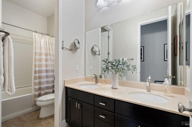 11 Edgehill Way, San Rafael, CA 94903