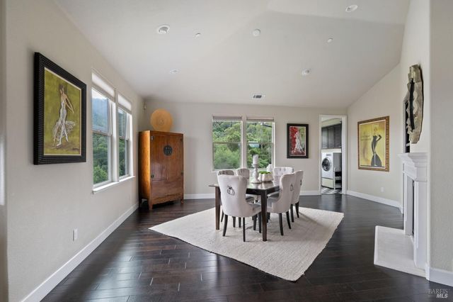 11 Edgehill Way, San Rafael, CA 94903