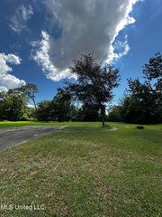 702 St. Mary Street, Pascagoula, MS 39581