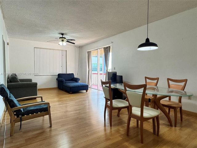 18707 NE 14th Avenue 733, Miami, FL 33179