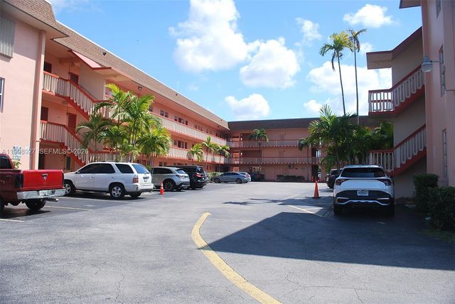 18707 NE 14th Avenue 733, Miami, FL 33179