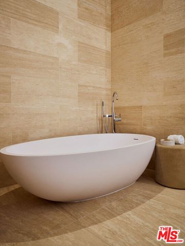 8899 Beverly Boulevard 5F, West Hollywood, CA 90048