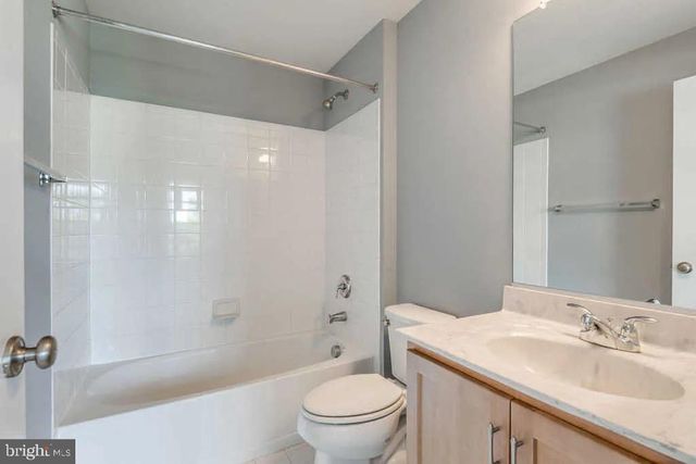 43217 WHELPLEHILL TER, Ashburn, VA 20148