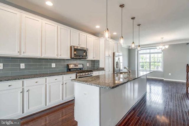 43217 WHELPLEHILL TER, Ashburn, VA 20148