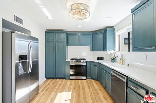 5305 White Oak Avenue K, Encino (los Angeles), CA 91316