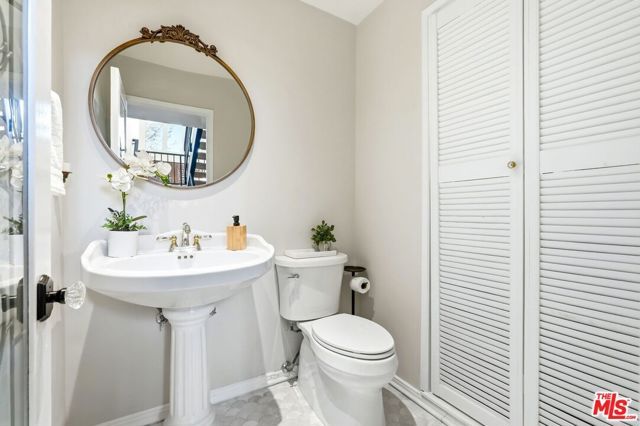 5305 White Oak Avenue K, Encino (los Angeles), CA 91316