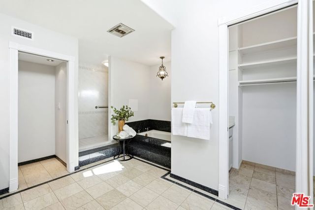 5305 White Oak Avenue K, Encino (los Angeles), CA 91316