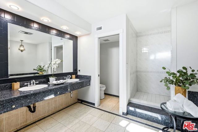 5305 White Oak Avenue K, Encino (los Angeles), CA 91316