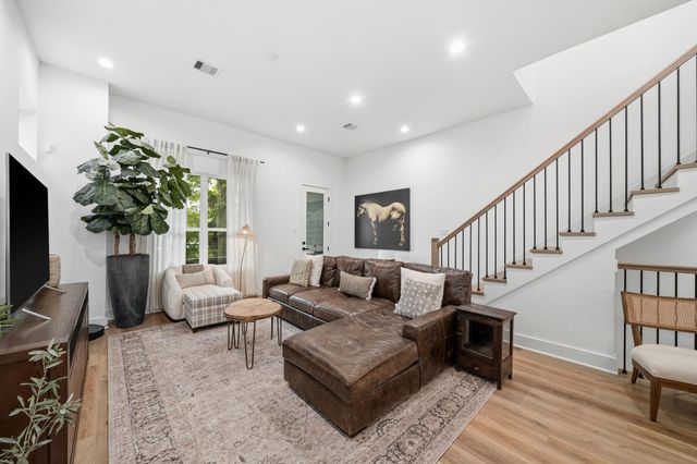1307 E 27th Street, Houston, TX 77009