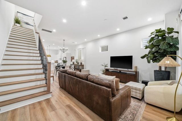 1307 E 27th Street, Houston, TX 77009