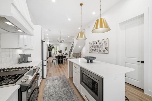 1307 E 27th Street, Houston, TX 77009