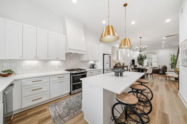 1307 E 27th Street, Houston, TX 77009