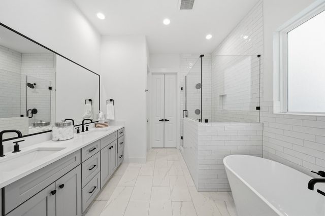 1307 E 27th Street, Houston, TX 77009